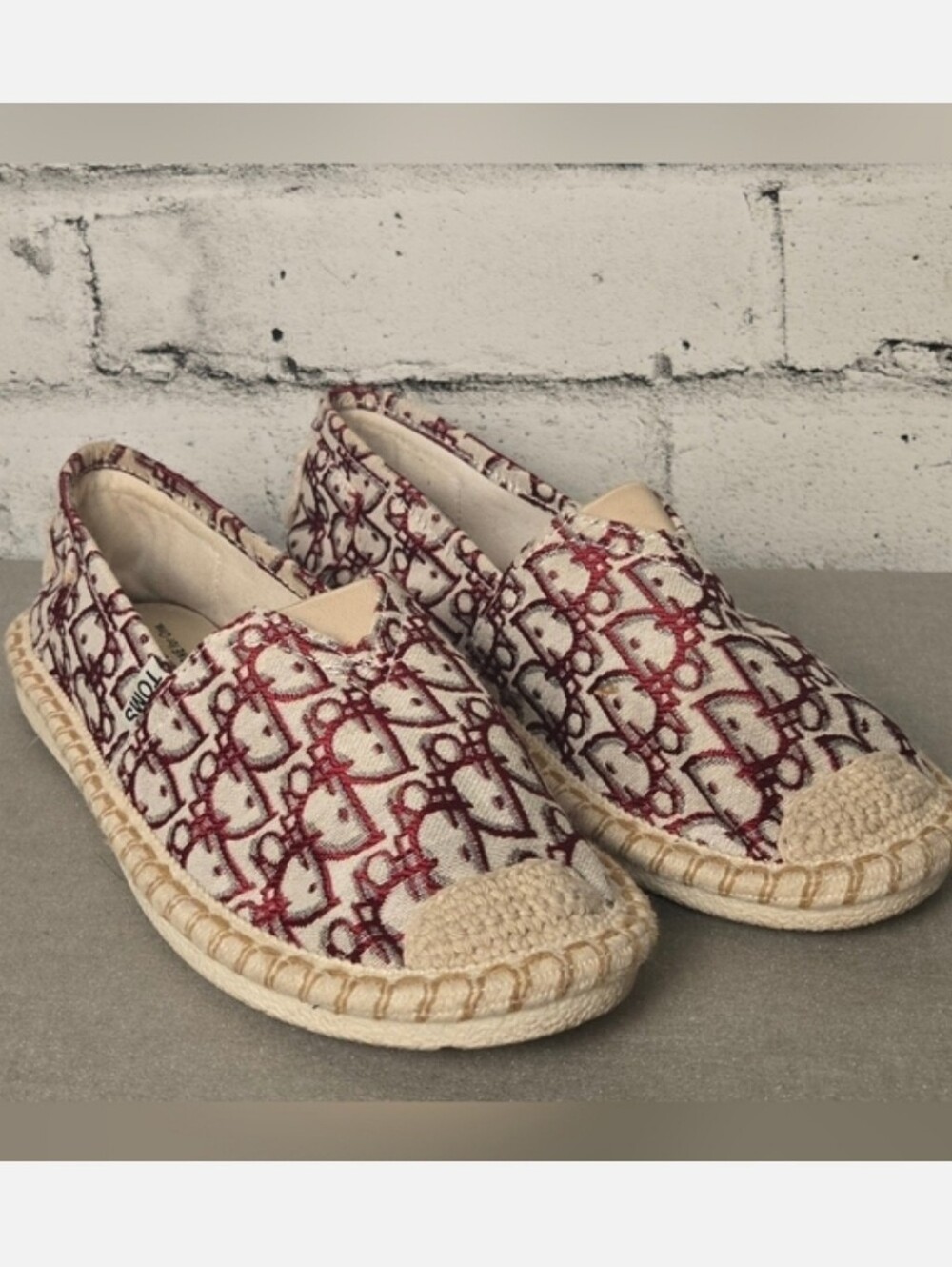 Toms Cream and Burgundy Espadrille Slip-On Shoes - Picture 2 of 10